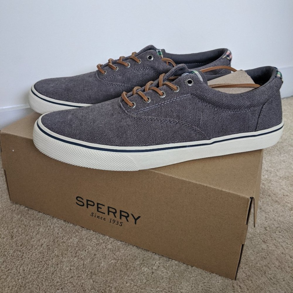 NWT Men's Striper II CVO Distressed Sneaker